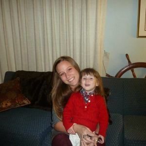 Meet your Posher, Caitlin